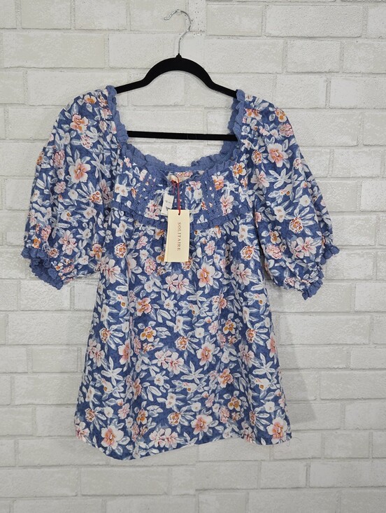 Solitaire Tops - NWT Solitaire blouse with a square neckline and ruffled sleeves